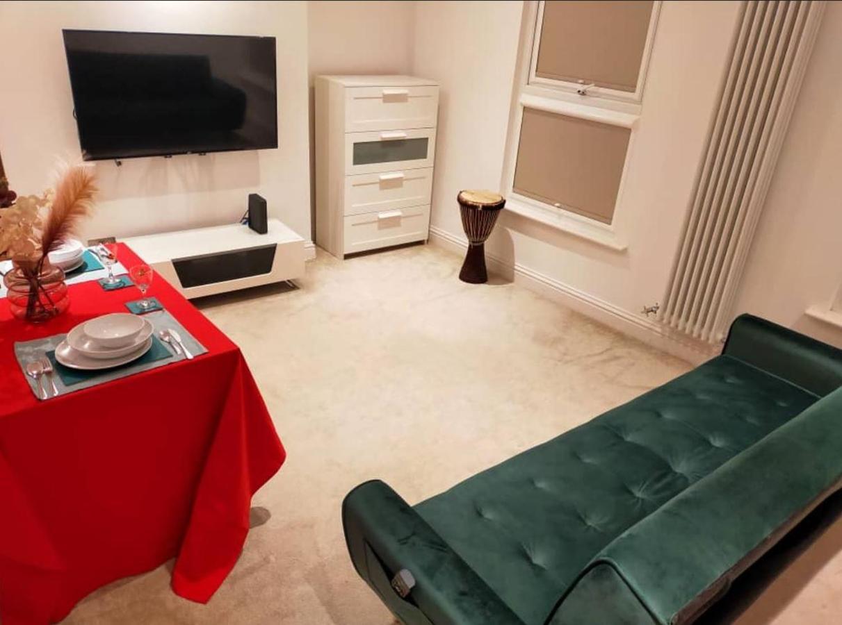 Fully-Equipped Flat In The City Of 런던 외부 사진