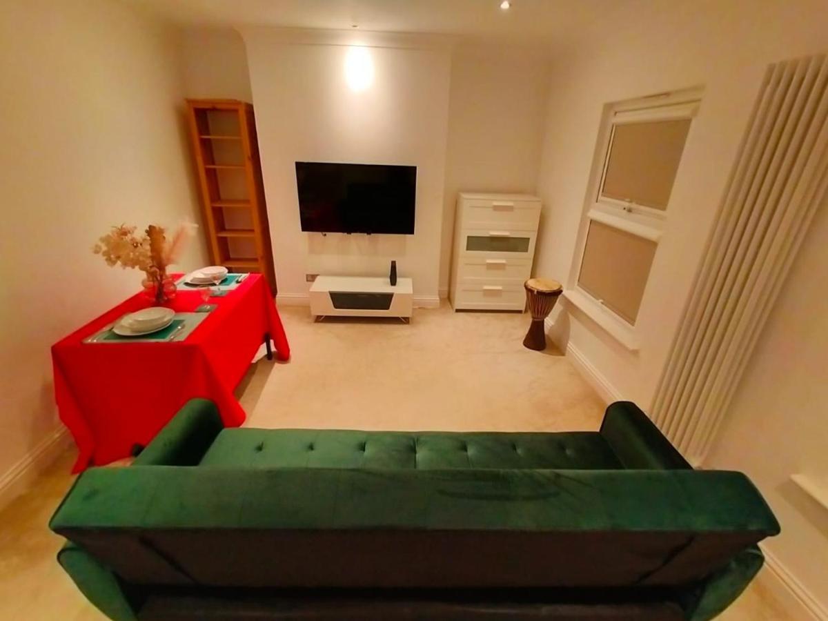 Fully-Equipped Flat In The City Of 런던 외부 사진